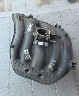 Peugeot 307 Intake manifold 9636741080