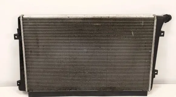 Audi A3 S3 8P Coolant radiator 1K0121251AK