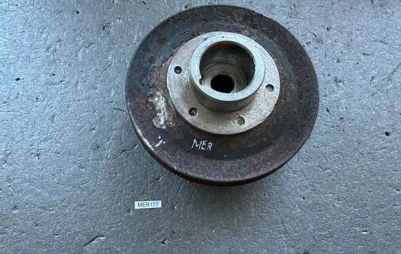 Nissan Patrol 160 Crankshaft pulley 12303P8111