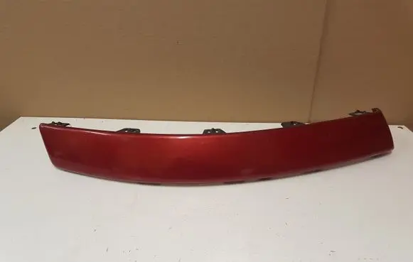 Front bumper splitter molding