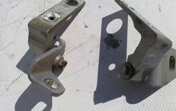 Ford Focus Rear door hinge set 