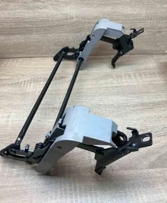 Mercedes-Benz E W211 Seat adjustment assembly A2119200324Used 8301426Y