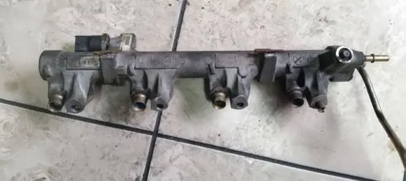 Ford Mondeo Mk III Fuel main line pipe 2S7G9H487AK