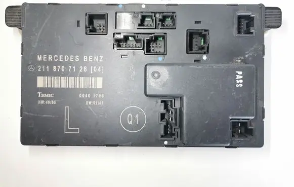 Mercedes-Benz E W211 Door control unit/module 2118707126