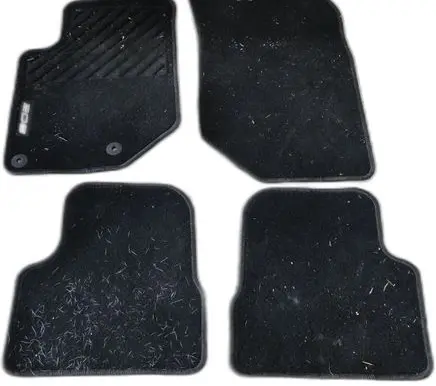 Peugeot 208 II Interior carpet 