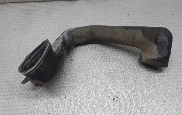 Volkswagen II LT Air intake duct part 2D0129521C