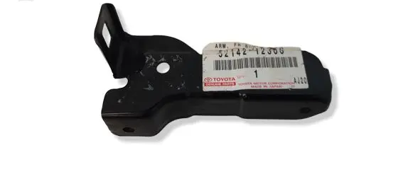 Toyota Corolla E110 Front bumper mounting bracket 5214212360