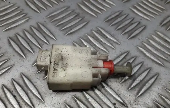 BMW 5 E39 Brake pedal sensor switch 03611100 110187