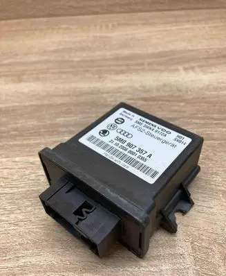Volkswagen PASSAT B6 Light module LCM 5M0907357A 5WK49172A Used