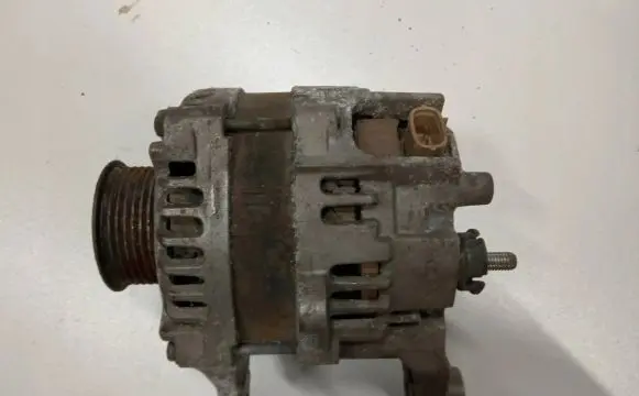 Infiniti QX80 Generator/alternator 23100-1LA1A