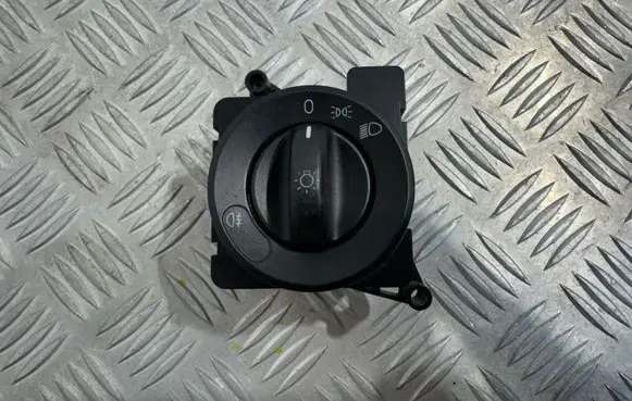 Mercedes-Benz Sprinter W906 Light switch A9065450104