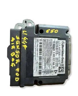Mercedes-Benz Vito Viano W447 Airbag control unit/module A4479010300