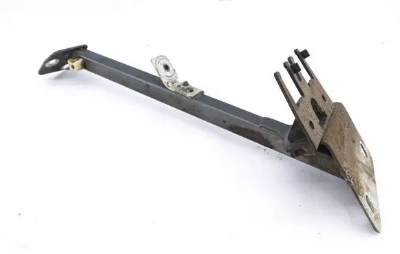 Audi A8 S8 D3 4E Fender mounting bracket 4E0805464E 4E0971804K