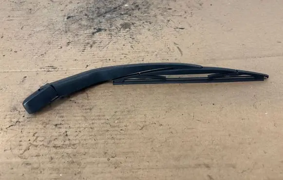 Nissan Note (E12) Rear wiper blade 