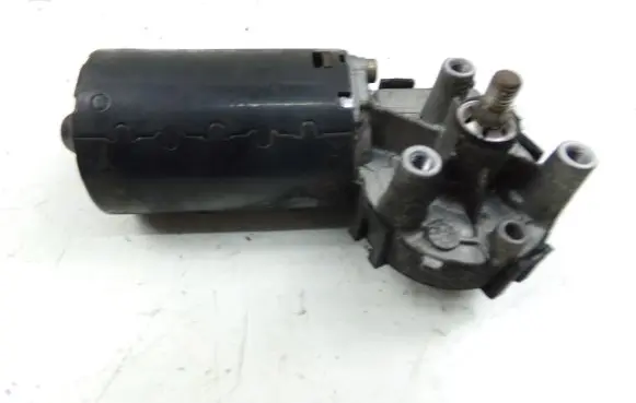 Volvo S70 V70 V70 XC Front wiper linkage and motor 9169321