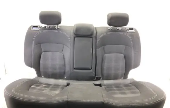 KIA Sportage Second row seats 