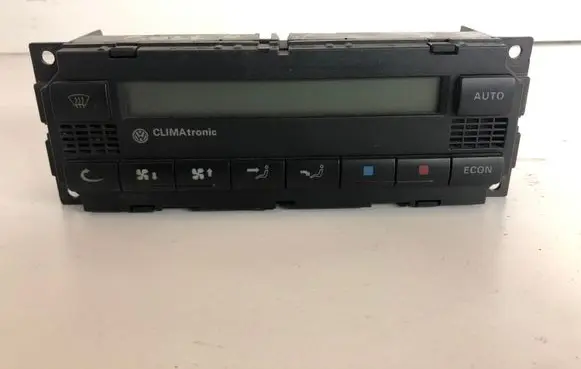 Volkswagen Golf IV Climate control unit