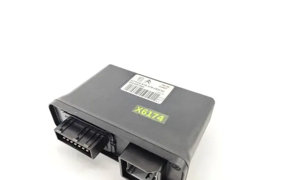 Peugeot 207 CC Convertible roof control unit 9664957280