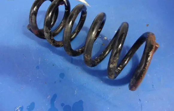 Chevrolet Tracker Front coil spring