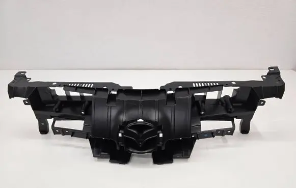 Mazda 3 II Front bumper upper radiator grill BCW8507M1
