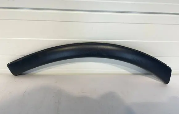 Mitsubishi Outlander Front bumper splitter molding 7407A315