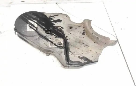 Volvo V70 Timing belt guard (cover) 8631627 1335