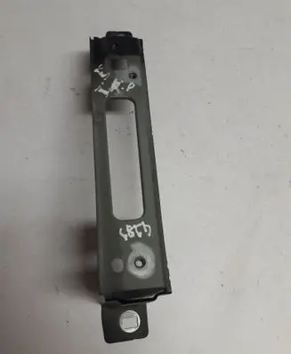 Renault Kadjar Fender mounting bracket 2RV71