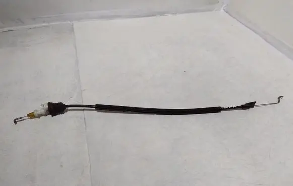 Volkswagen PASSAT B6 Front door cable line 