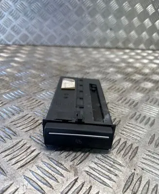 Audi A3 S3 8P Dashboard storage box/compartment 8P0941561