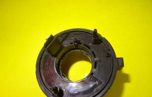Audi A4 S4 B5 8D Airbag slip ring squib (SRS ring) 1J0959653B
