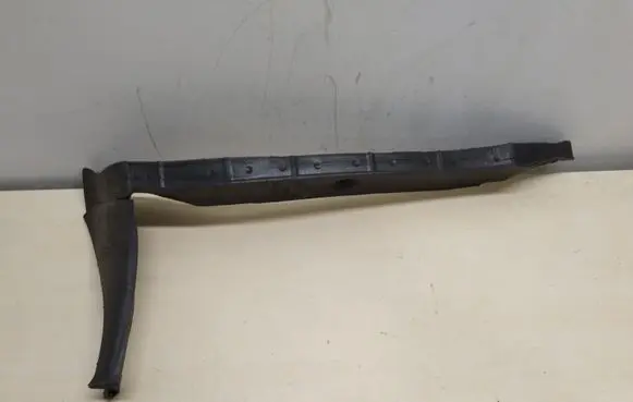 Audi A8 S8 D4 4H Fender foam support/seal 4H0821111C