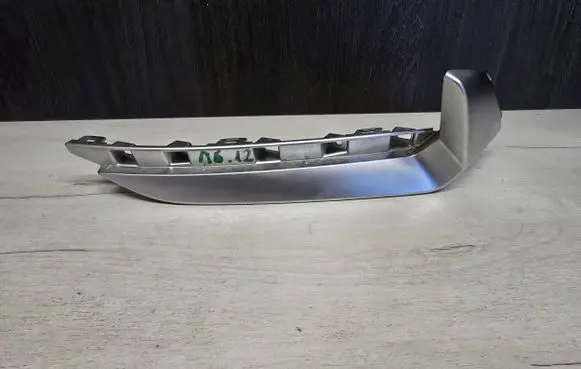 BMW 2 Active Tourer U06 Tow hook cap/cover 9478378