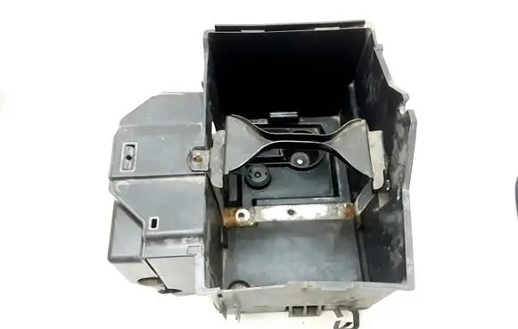 Volvo V50 Battery box tray 30746055