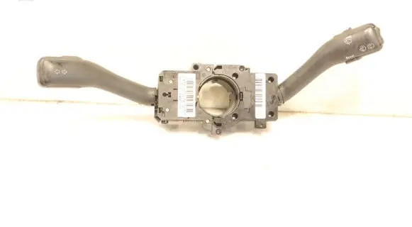 Skoda Fabia Mk2 (5J) Light switch