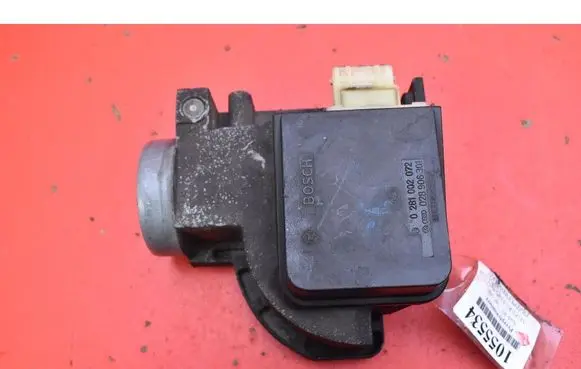 Audi 80 90 S2 B4 Mass air flow meter 028906301