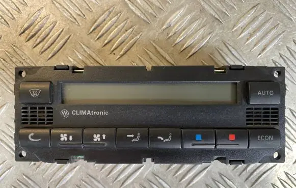 Volkswagen PASSAT B5.5 Climate control unit 3B1907044H