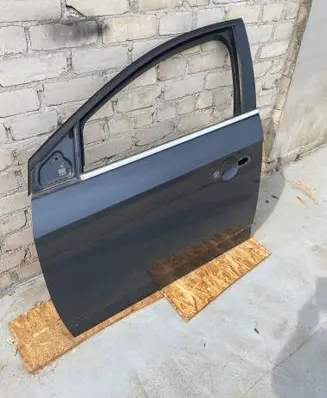 Ford Mondeo MK IV Front door