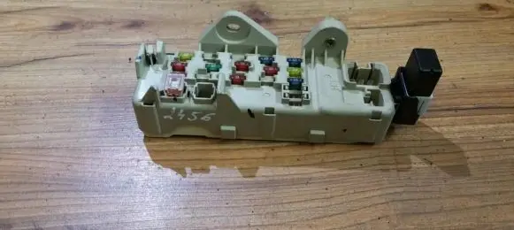 Mazda 323 F Fuse box set 8e190955 8e19-0955