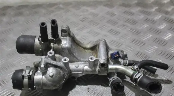 Honda CR-V Thermostat housing 
