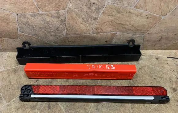 Mercedes-Benz ML W164 Tool box A1648900097