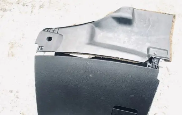Audi 80 90 B3 Glove box 893863082 893857035g