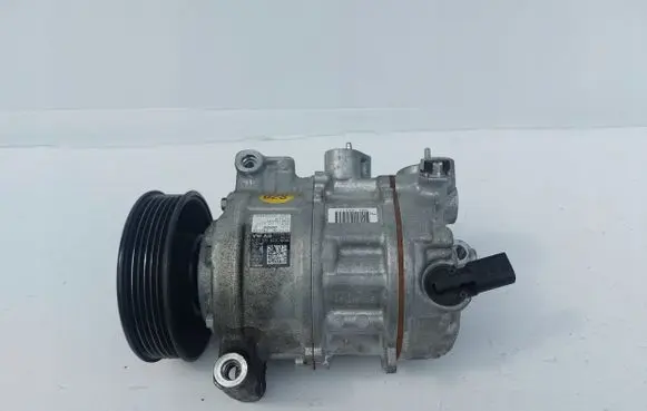 Volkswagen Golf VII Air conditioning (A/C) compressor (pump)