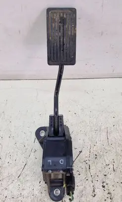 Honda CR-V Accelerator throttle pedal JM14A
