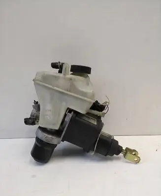 Mercedes-Benz E W211 Master brake cylinder A0004300312 Q211247