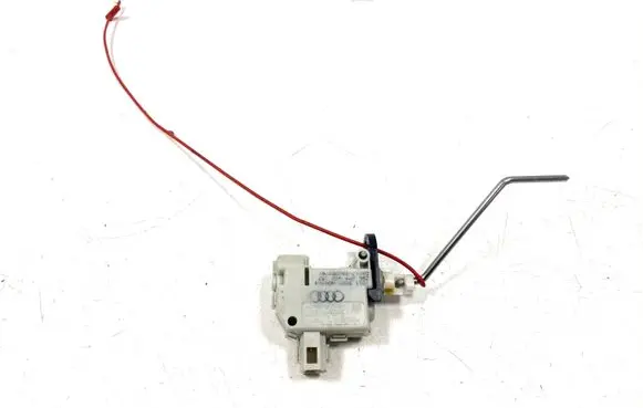 Audi A3 S3 8P Fuel tank cap lock 8P4862153