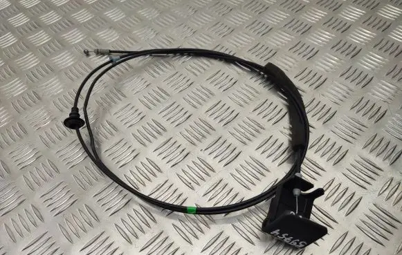 Mazda 3 Engine bonnet (hood) release handle