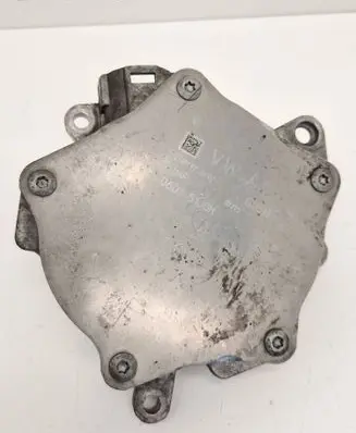 Volkswagen Golf V Vacuum pump 06D145100H 07723