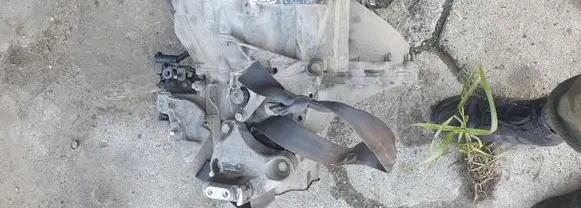 Manual 5 speed gearbox