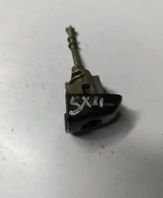 Suzuki SX4 Front door lock (next to the handle) 