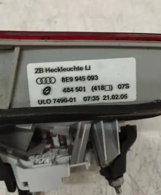 Audi A4 S4 B7 8E 8H Tailgate rear/tail lights 8E9945093 484501 ULO749001